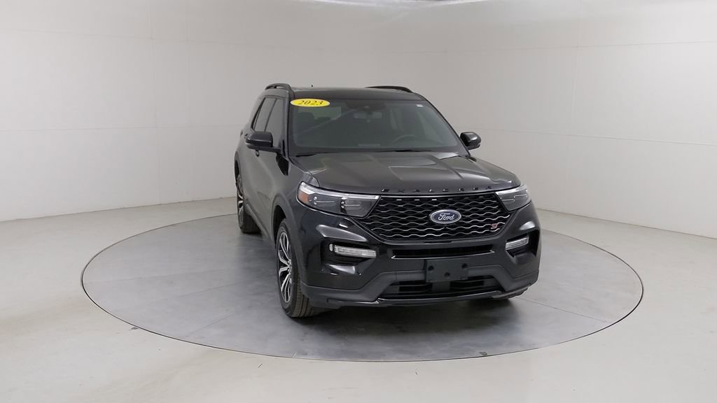 Certified 2023 Ford Explorer ST AWD/4WD image 11