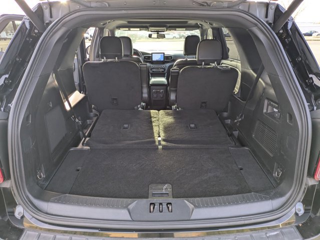 Certified 2020 Ford Explorer Limited w/ Class III Trailer Tow Package image 35