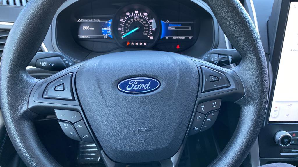 Certified 2024 Ford Edge SE w/ Black Appearance Package AWD/4WD image 16