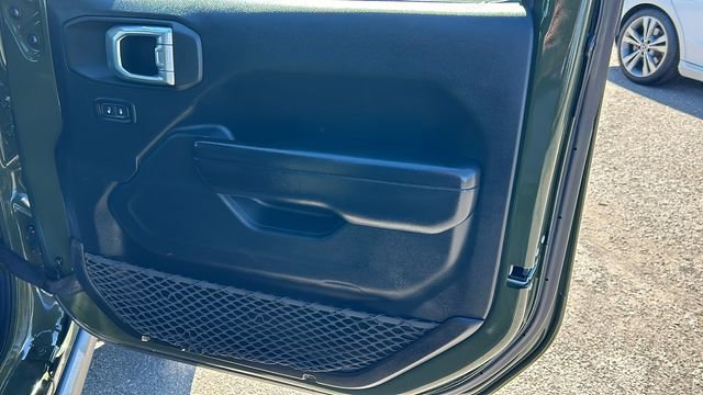 Used 2021 Jeep Wrangler Unlimited Rubicon image 10