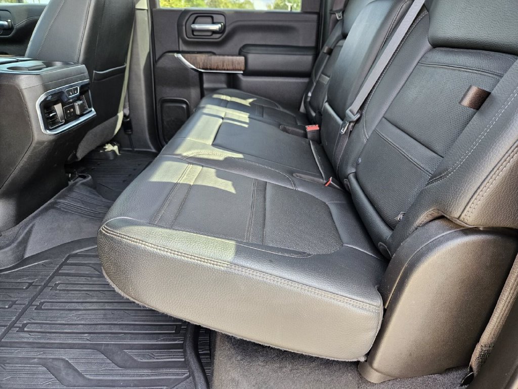 Used 2022 GMC Sierra 3500 Denali AWD/4WD image 22