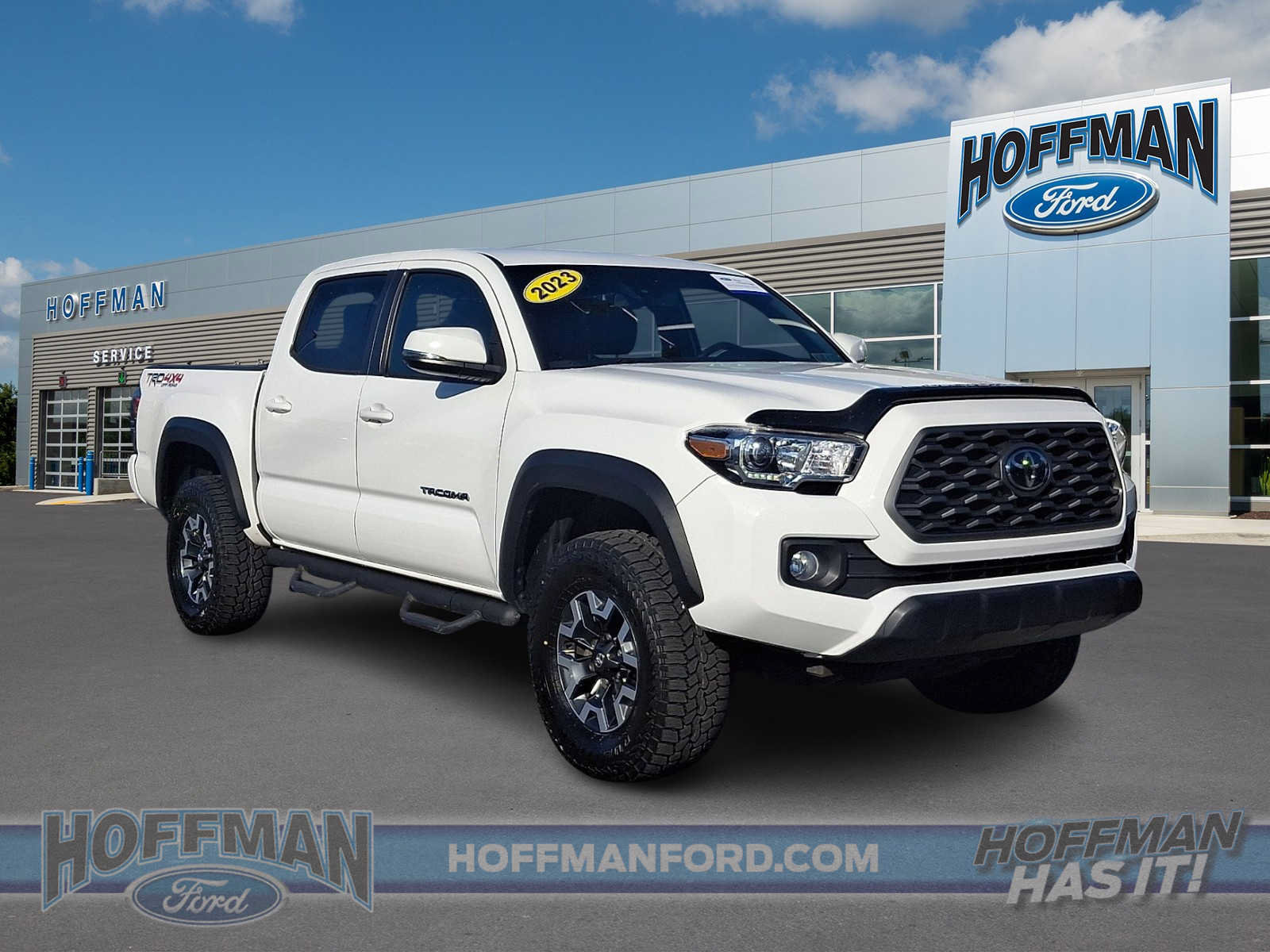 Used 2023 Toyota Tacoma TRD Off-Road w/ Technology Package AWD/4WD image 1