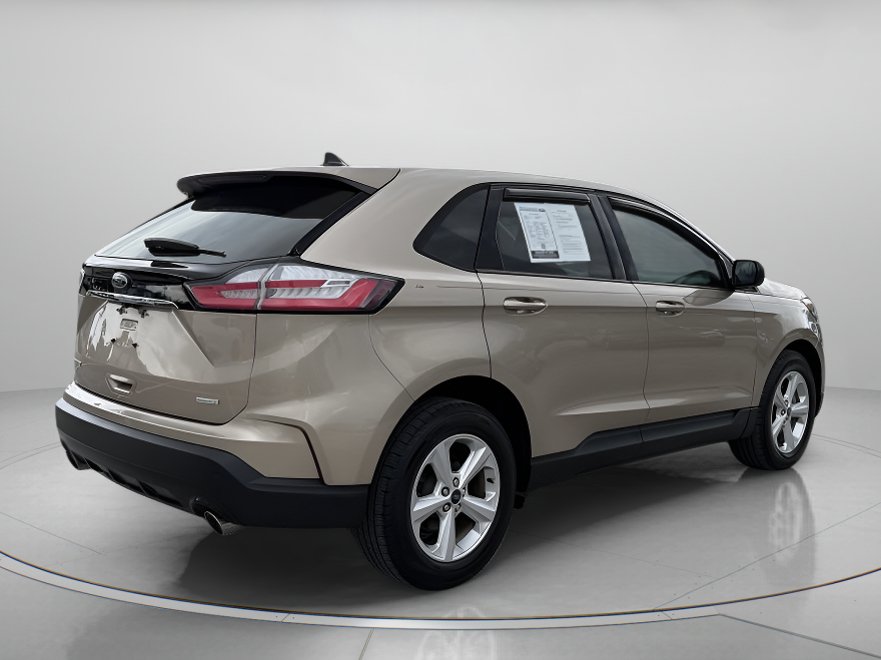 Certified 2020 Ford Edge SE FWD image 3