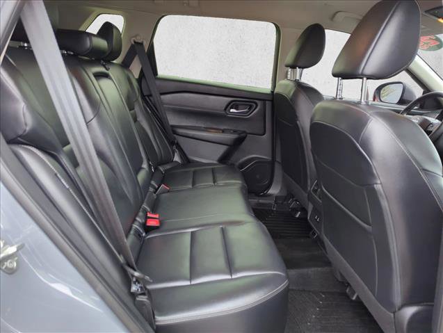 Used 2025 Nissan Rogue SL image 20