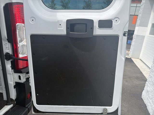 Used 2025 RAM ProMaster 2500 w/ U-Haul Equipment Group FWD image 16