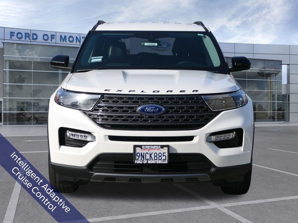 Certified 2024 Ford Explorer XLT w/ Equipment Group 202A RWD image 9