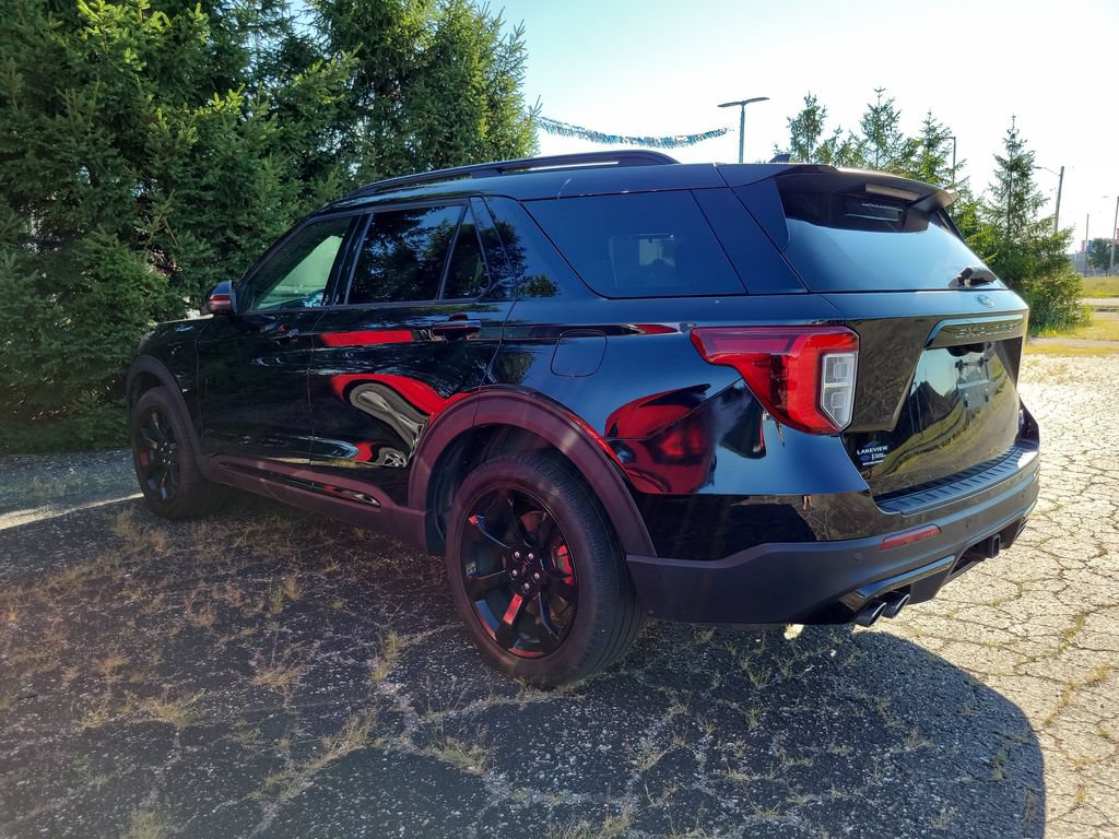 Certified 2023 Ford Explorer ST w/ Equipment Group 401A AWD/4WD image 4