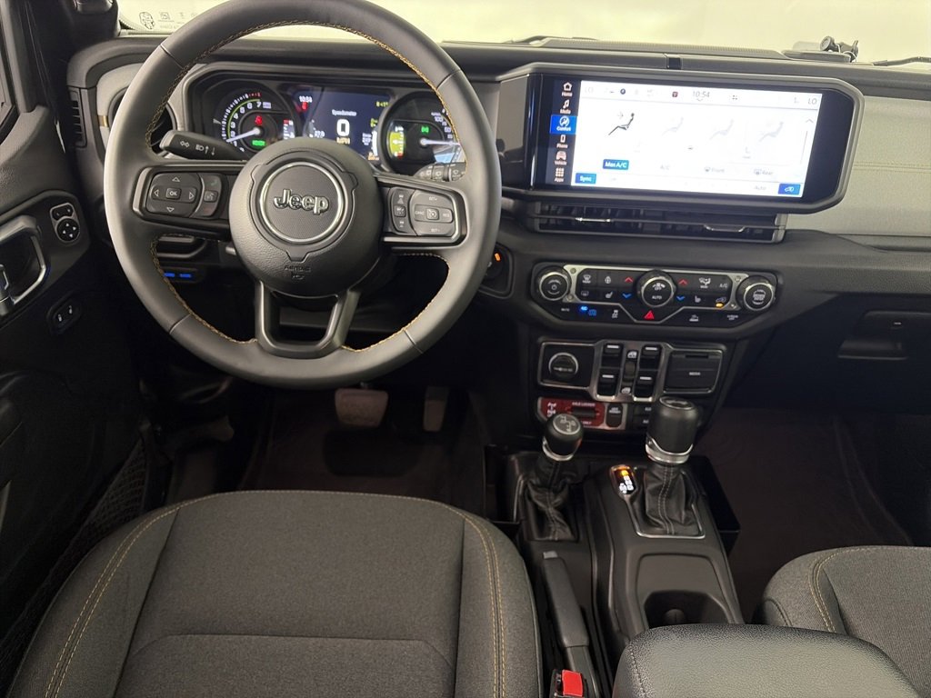 Used 2024 Jeep Wrangler Unlimited image 14