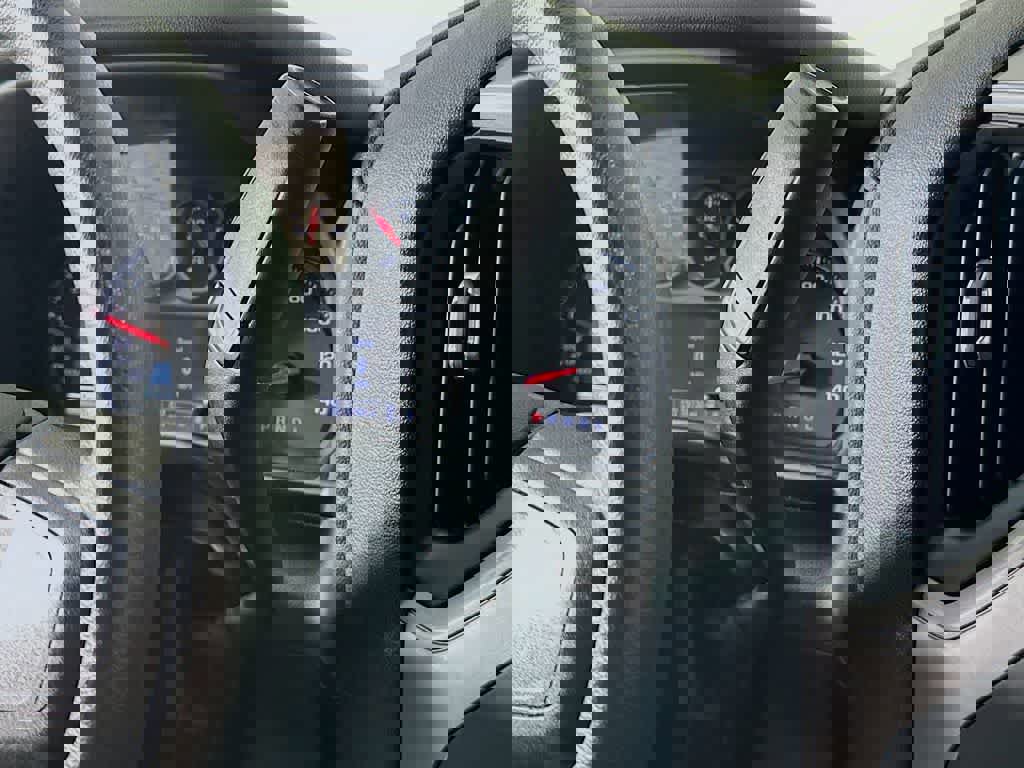 Used 2022 Chevrolet Silverado 1500 Custom image 21