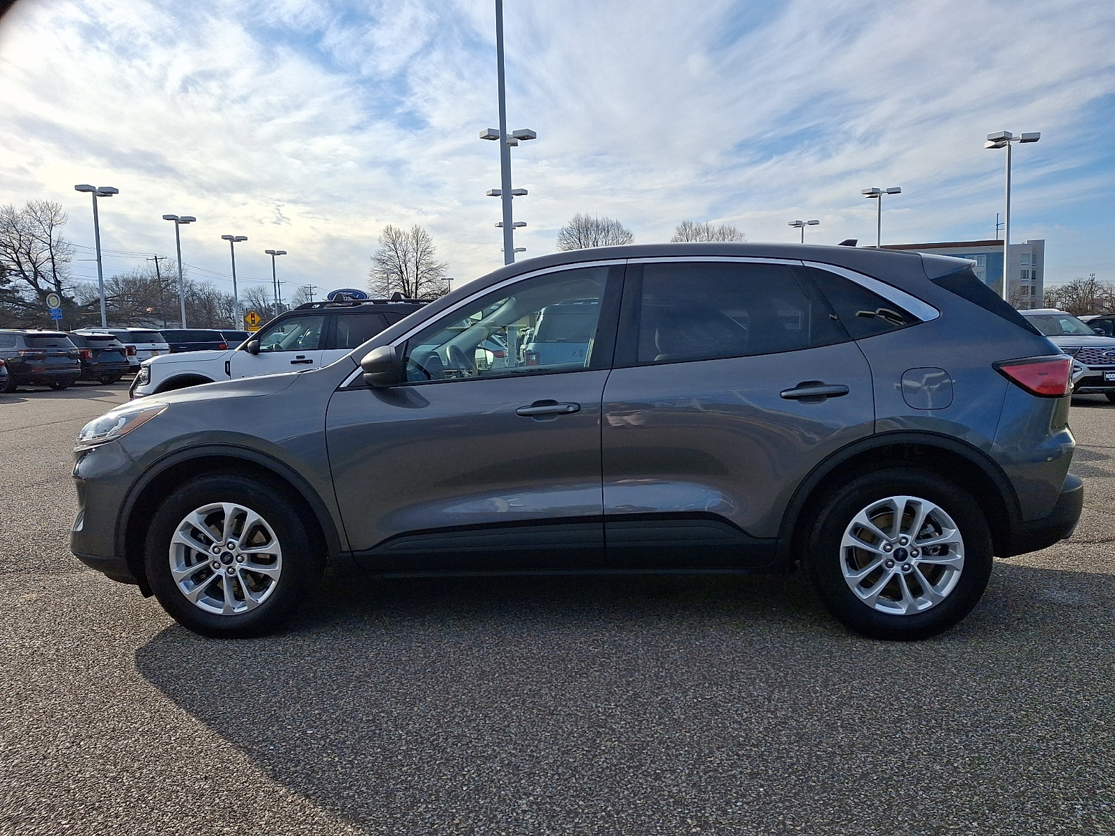 Certified 2022 Ford Escape SE image 6