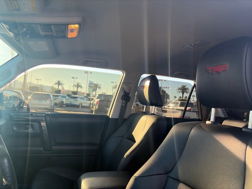 Used 2024 Toyota 4Runner TRD Off-Road Premium AWD/4WD image 3