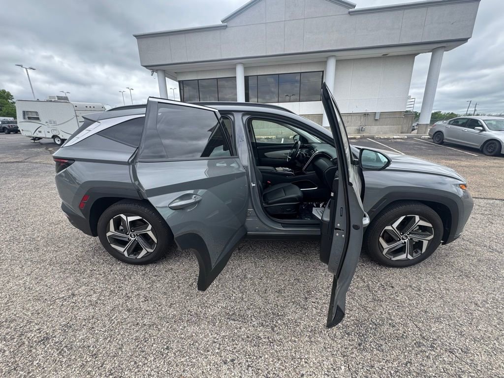 Used 2024 Hyundai Tucson Limited FWD image 8