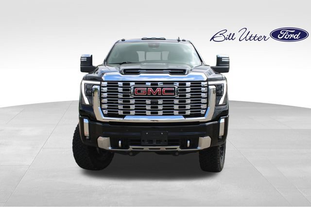 Used 2024 GMC Sierra 2500 Denali w/ Denali Reserve Package AWD/4WD image 2