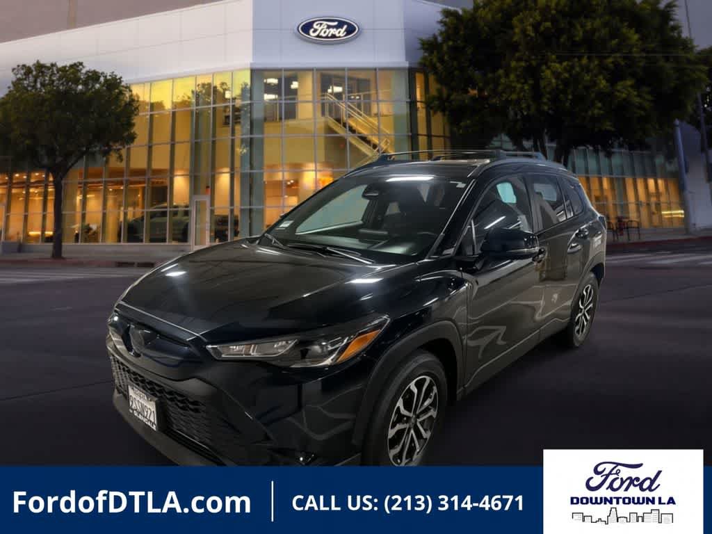 Used 2025 Toyota Corolla Cross AWD Hybrid w/ Moonroof Package video 1