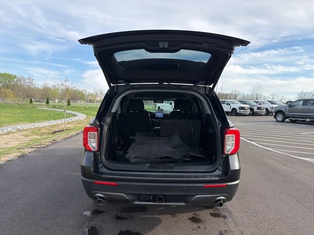 Certified 2022 Ford Explorer XLT w/ Equipment Group 202A image 11