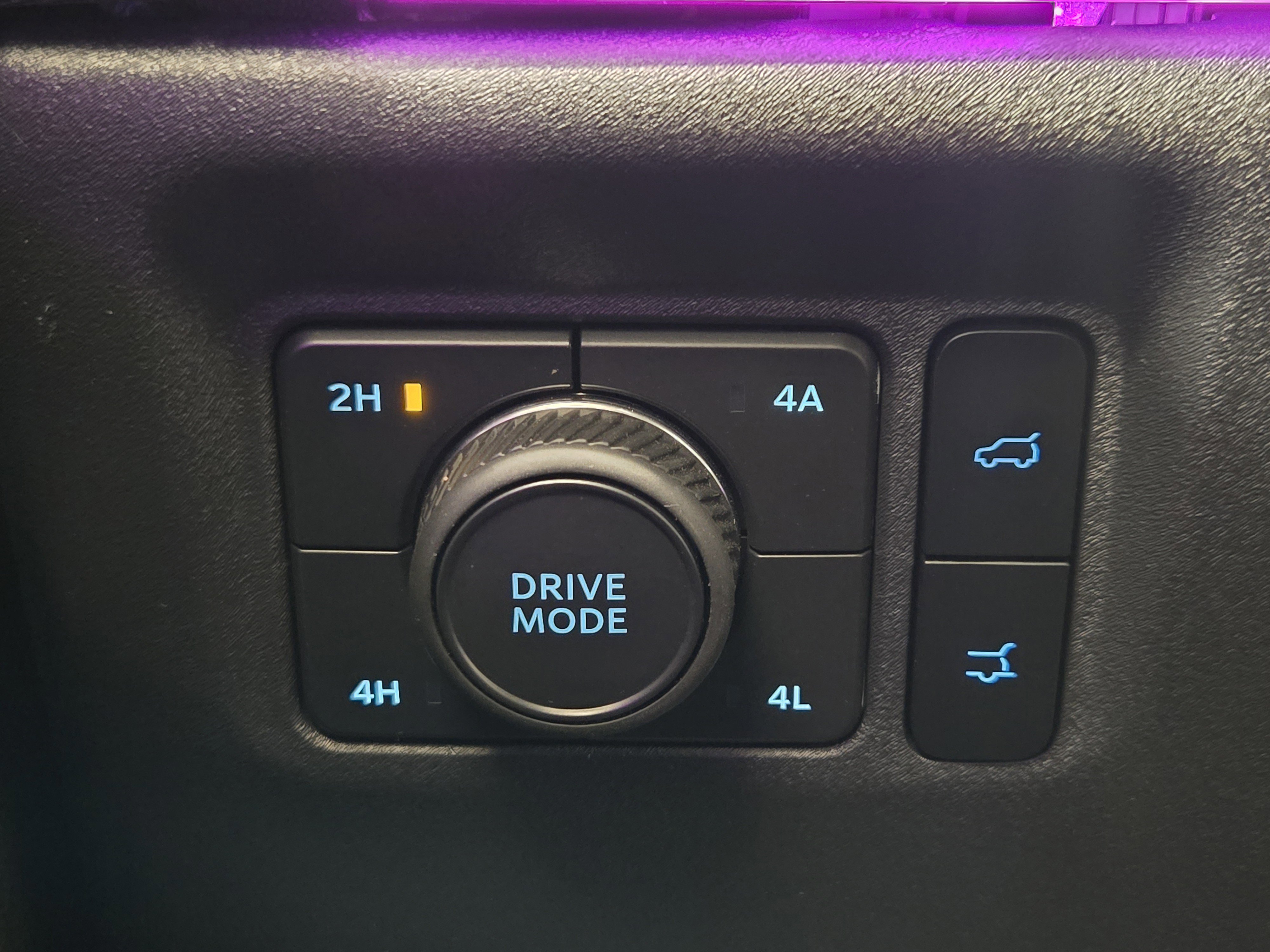 Certified 2025 Ford Expedition Platinum w/ Driver's Package AWD/4WD image 23