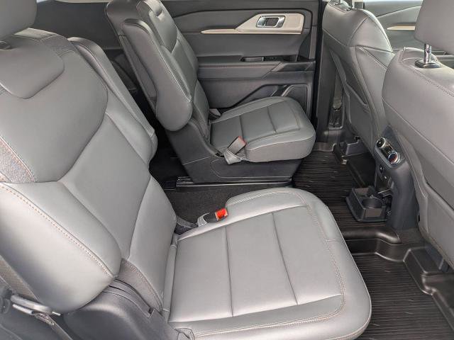 Certified 2025 Ford Explorer Active w/ Active Comfort Package AWD/4WD image 31
