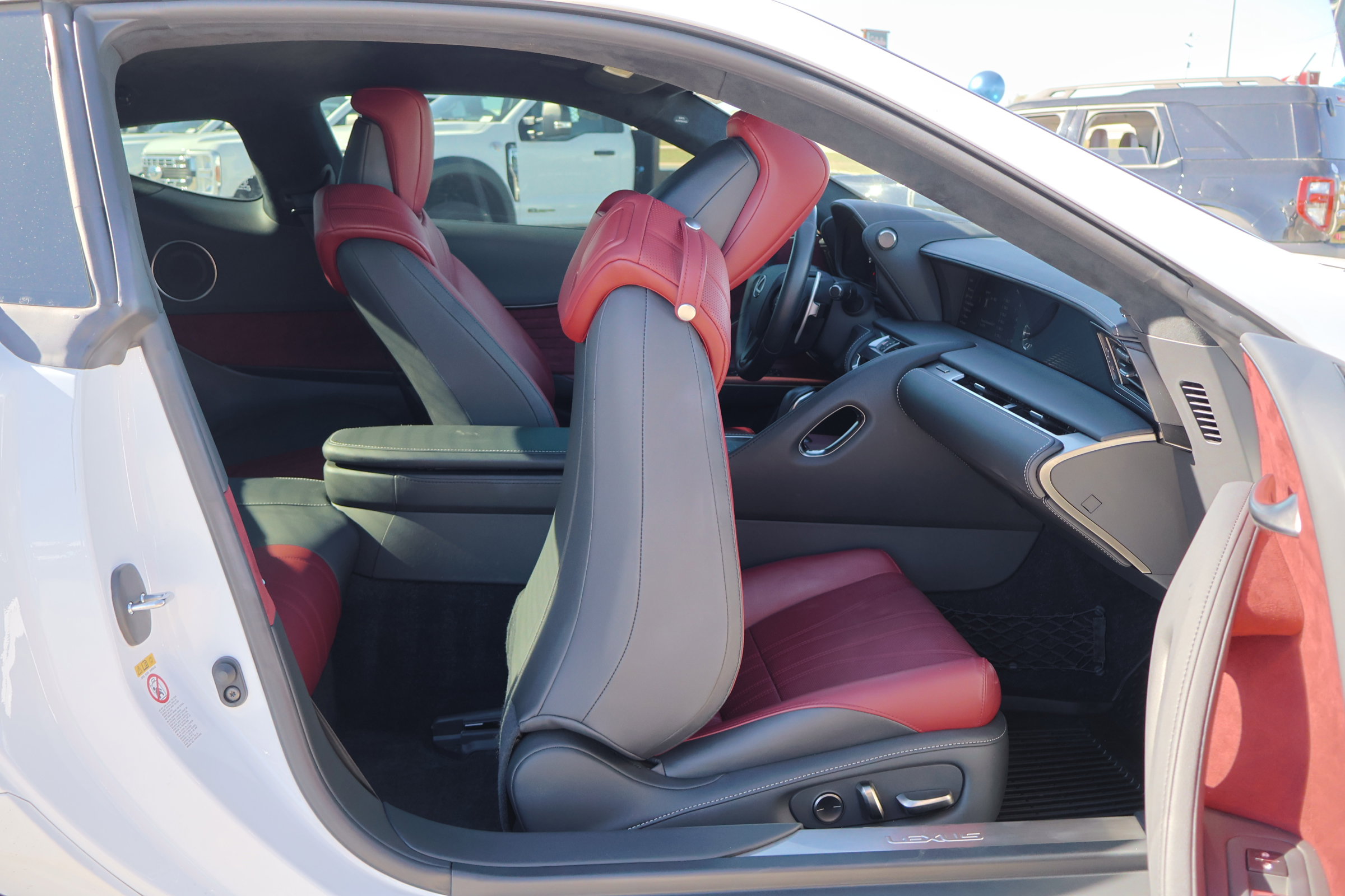 Used 2018 Lexus LC 500 Coupe image 36