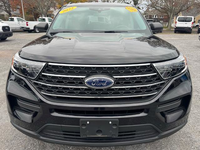 Certified 2022 Ford Explorer XLT image 2