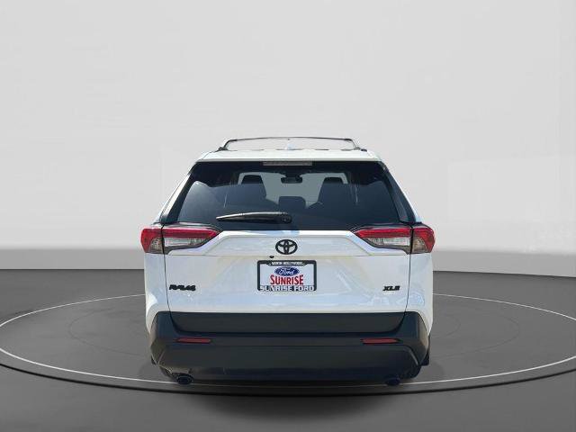 Used 2023 Toyota RAV4 XLE FWD image 5