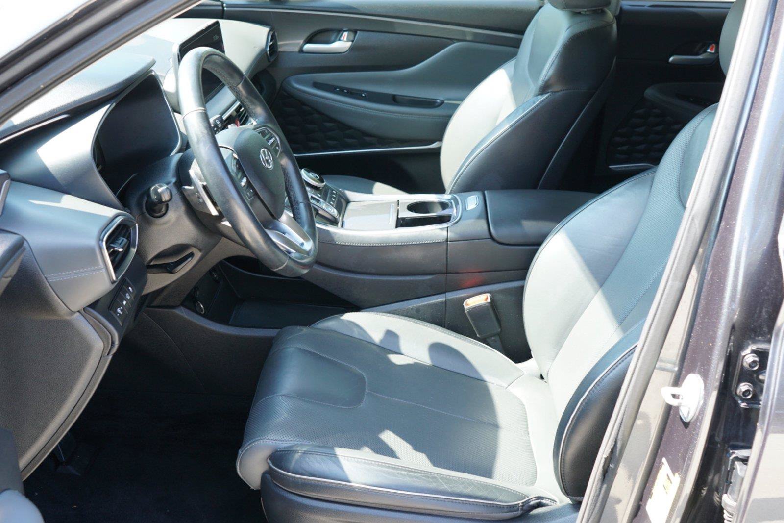 Used 2021 Hyundai Santa Fe Limited FWD image 10