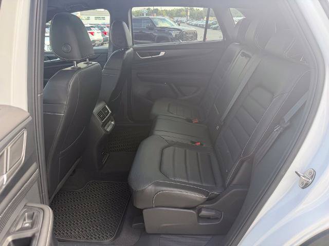 Used 2024 Volkswagen Atlas Cross Sport SEL R-Line AWD/4WD image 13