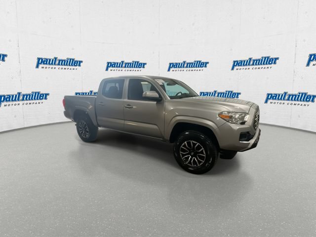 Used 2023 Toyota Tacoma SR AWD/4WD image 13