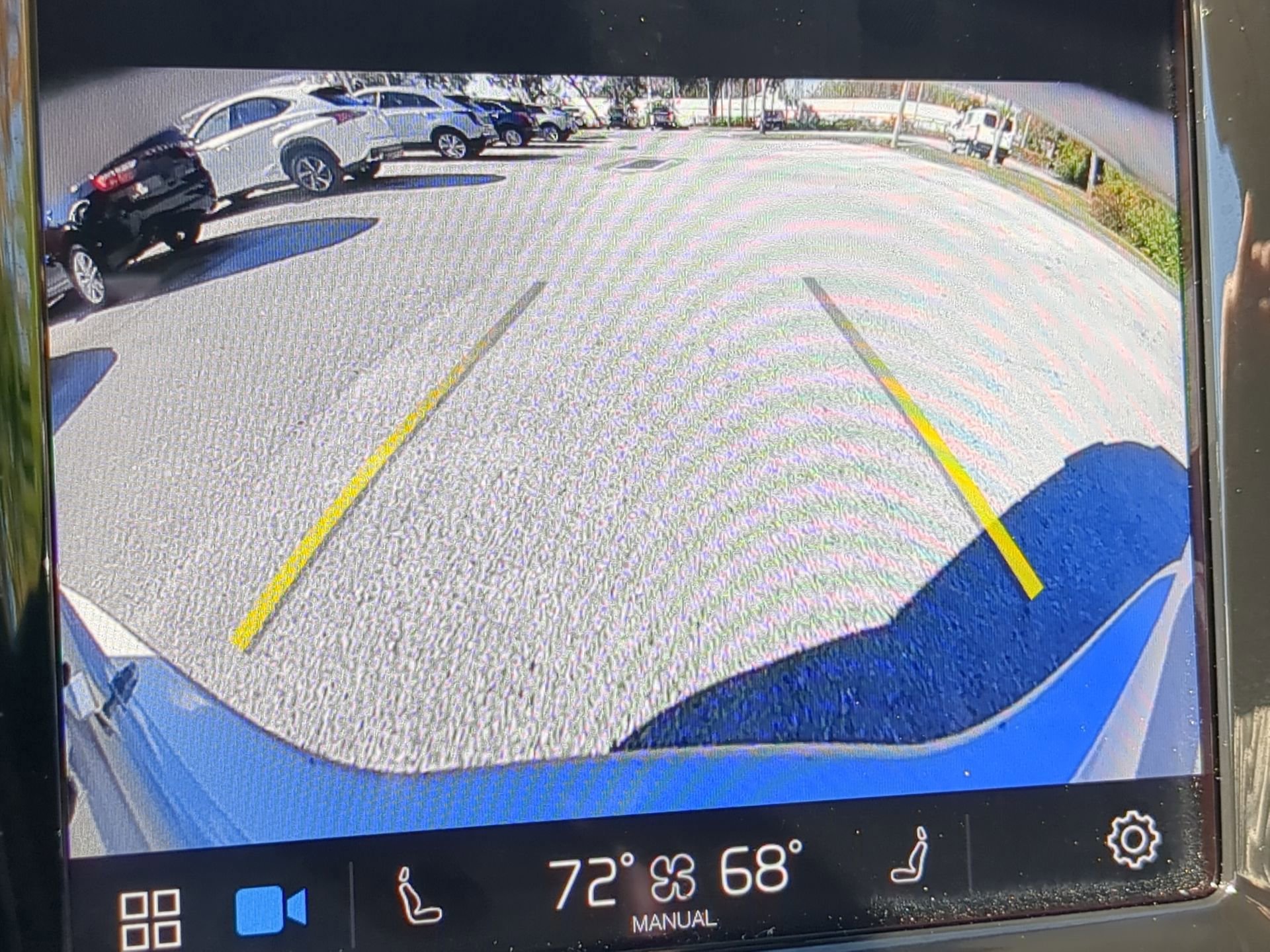 Used 2025 Volvo XC60 B5 Plus image 52