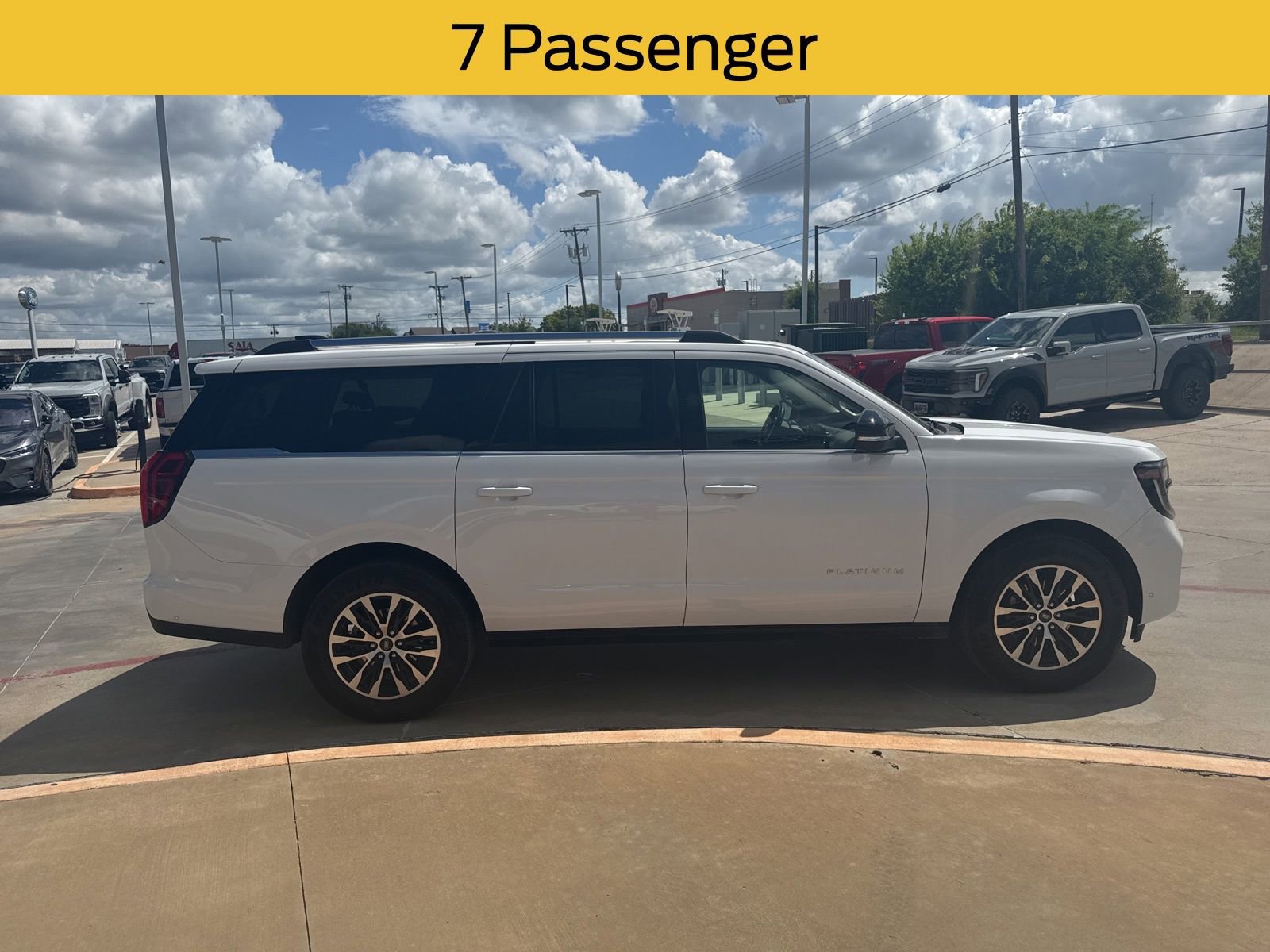 Certified 2025 Ford Expedition Max Platinum image 4