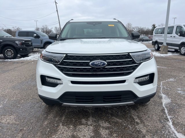 Certified 2023 Ford Explorer XLT w/ Equipment Group 202A image 2