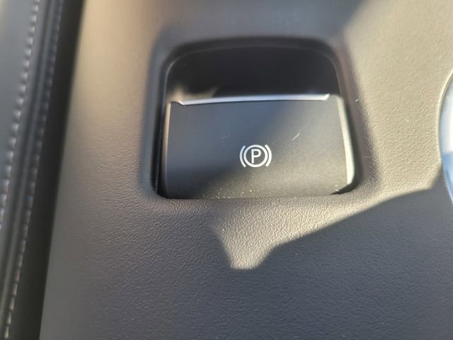 Certified 2026 Ford Mustang Coupe image 25