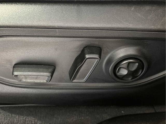 Used 2023 Jeep Grand Cherokee 4WD 4xe w/ Luxury Tech Group II image 34