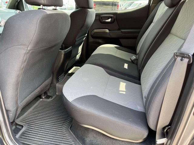 Used 2021 Toyota Tacoma TRD Off-Road w/ Technology Package RWD image 18