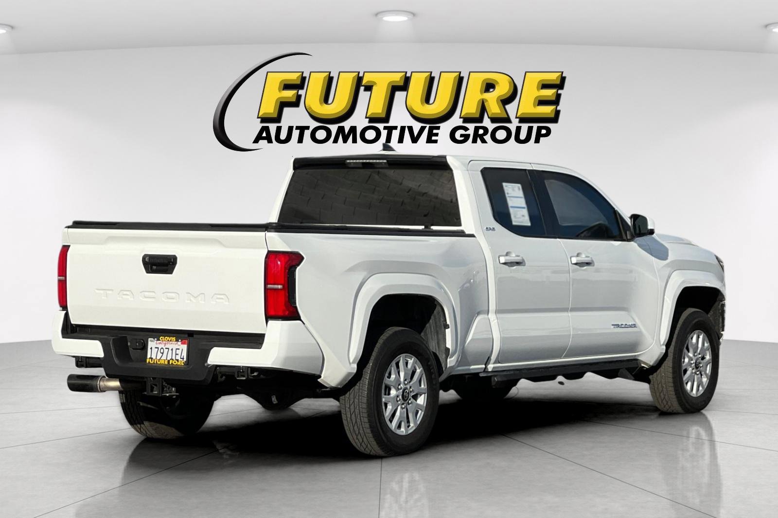 Used 2025 Toyota Tacoma TRD Sport image 5