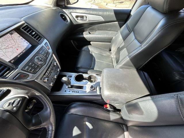 Used 2017 Nissan Pathfinder SL w/ SL Tech Package image 21