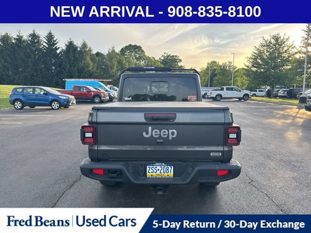 Used 2022 Jeep Gladiator Overland w/ LED Lighting Group AWD/4WD image 7