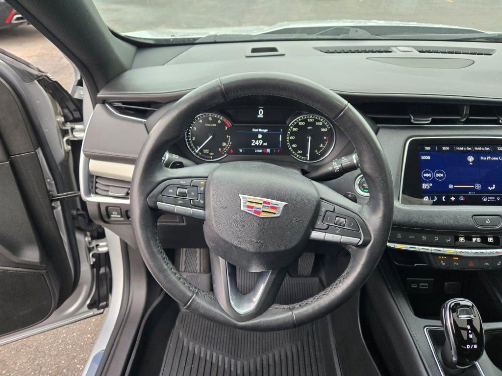 Used 2021 Cadillac XT4 Premium Luxury w/ Cold Weather Package image 35