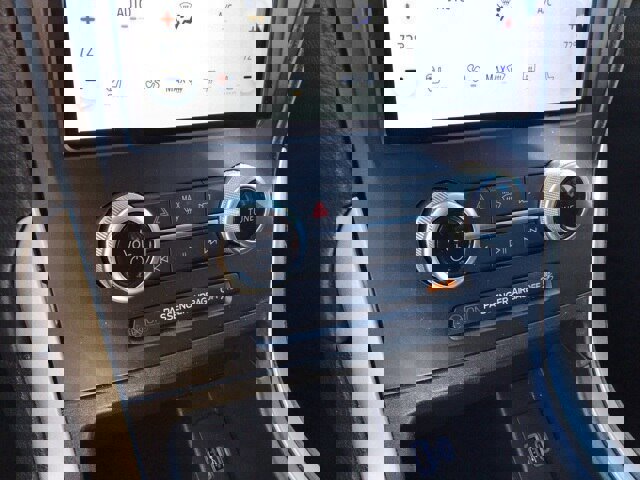 Certified 2022 Ford Edge SEL w/ Convenience Package image 16