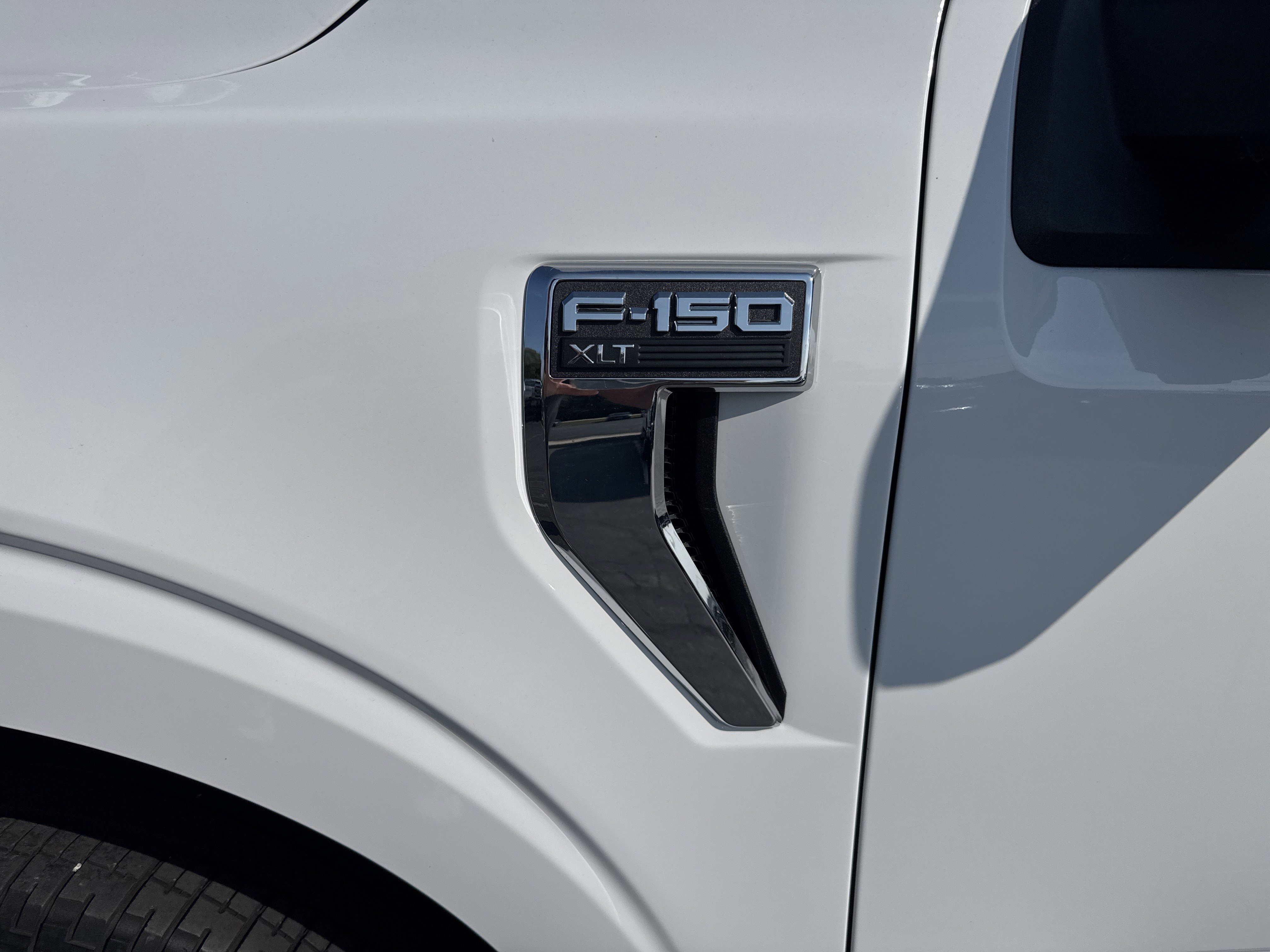 Certified 2022 Ford F150 XLT w/ Equipment Group 302A High image 14