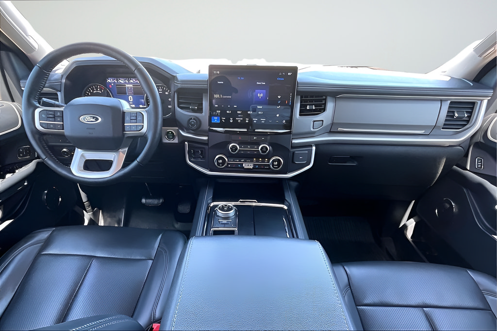 Certified 2022 Ford Expedition XLT RWD image 7