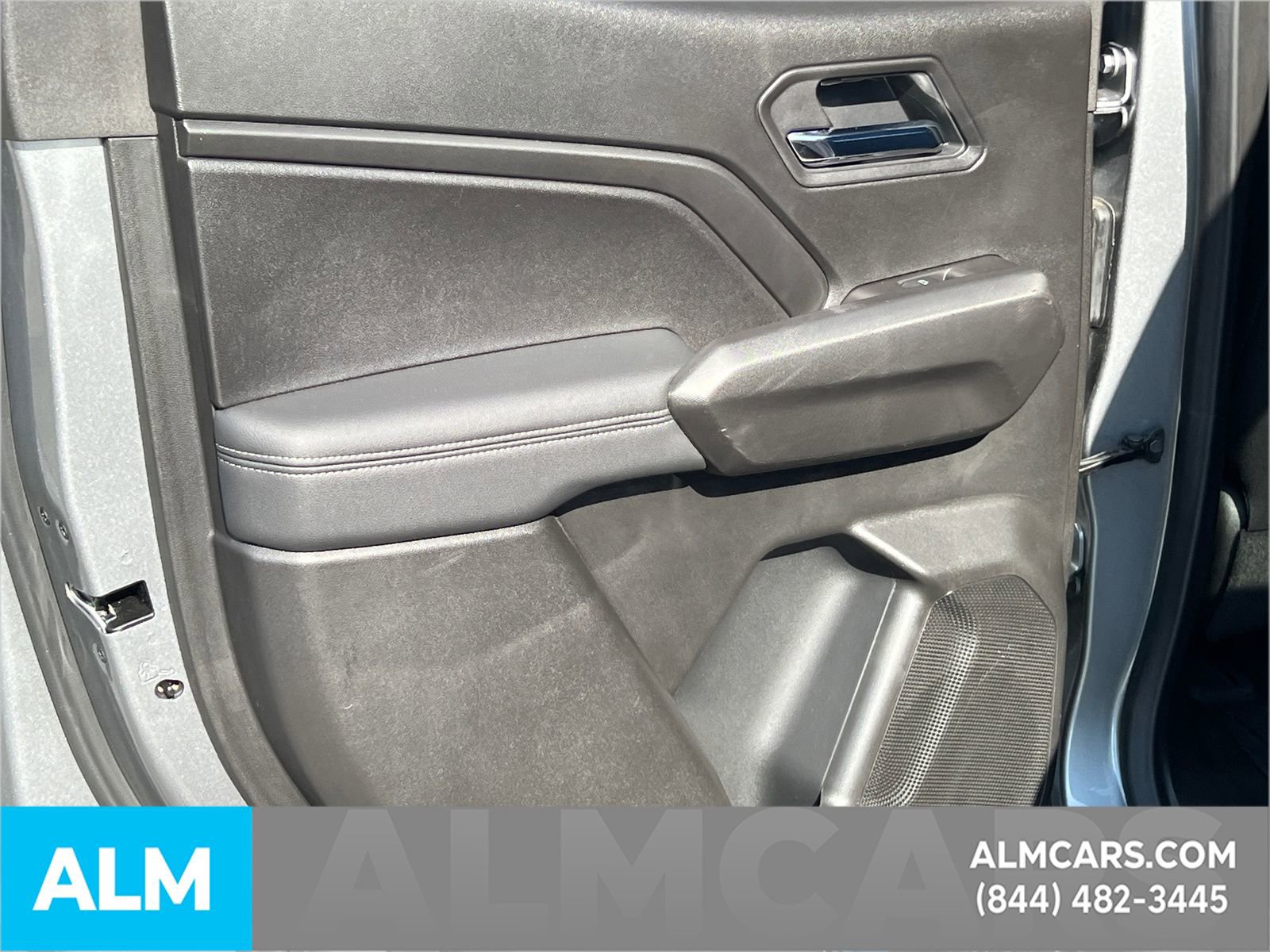 Used 2025 GMC Canyon Elevation RWD image 24