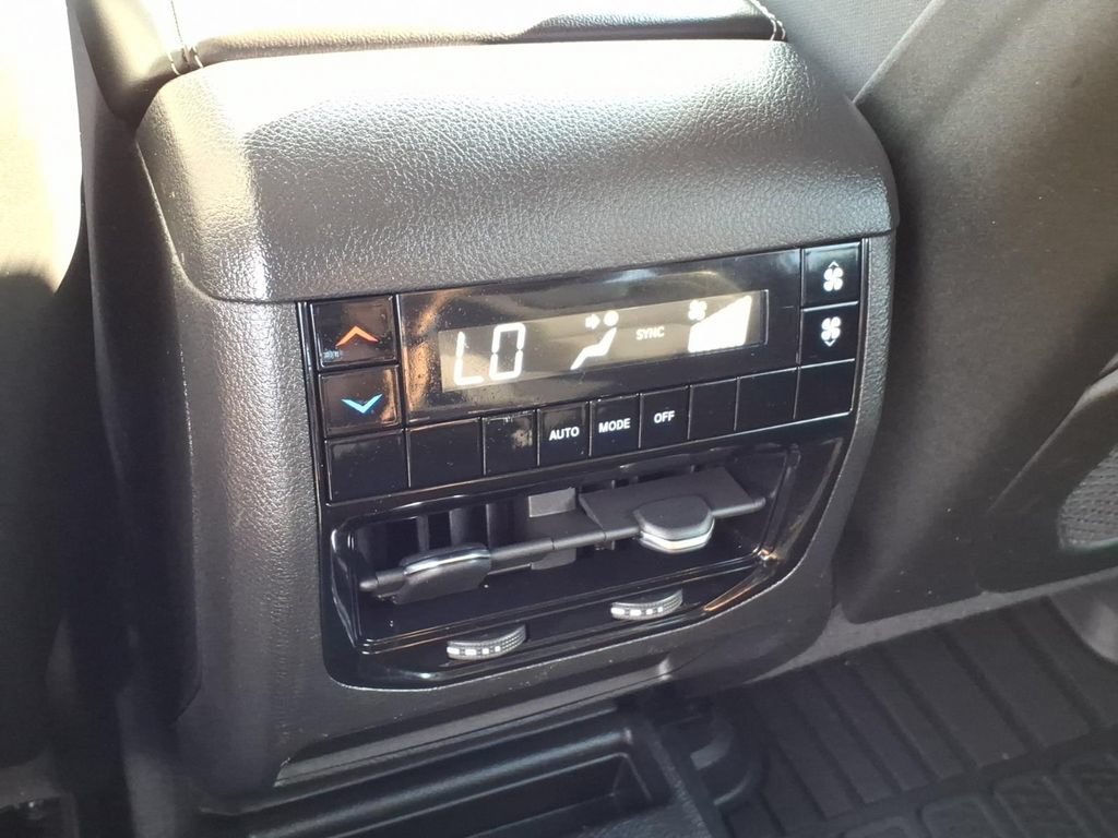 Used 2023 Jeep Grand Cherokee L Laredo w/ Trailer Tow Group (B) AWD/4WD image 14