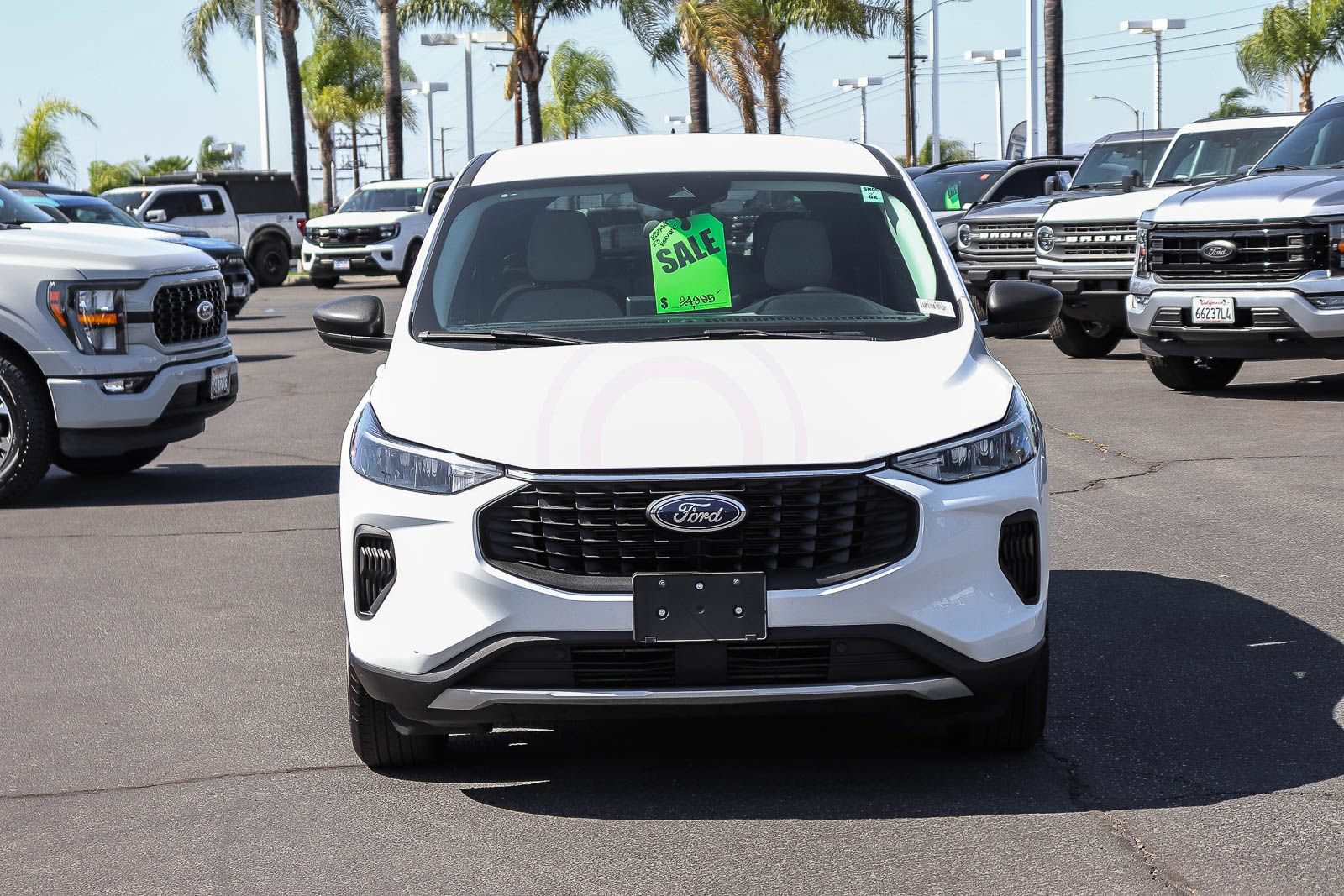 Certified 2023 Ford Escape Active w/ Tech Pack #1 AWD/4WD image 2