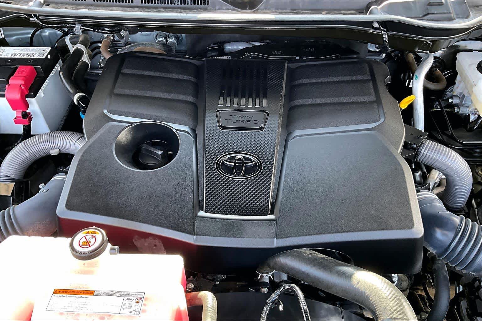 Used 2023 Toyota Tundra SR5 AWD/4WD image 33