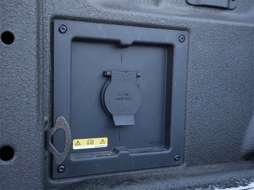 Certified 2022 Ford F150 XLT w/ Equipment Group 302A High image 11