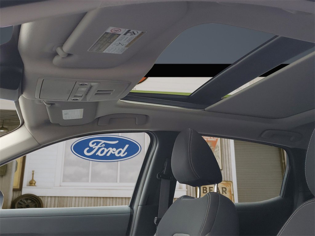 Used 2025 Nissan Kicks SV w/ SV Premium Package image 13