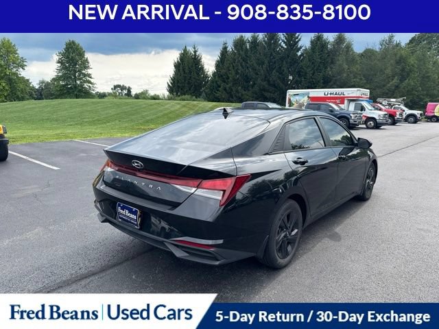Used 2022 Hyundai Elantra SEL FWD image 8