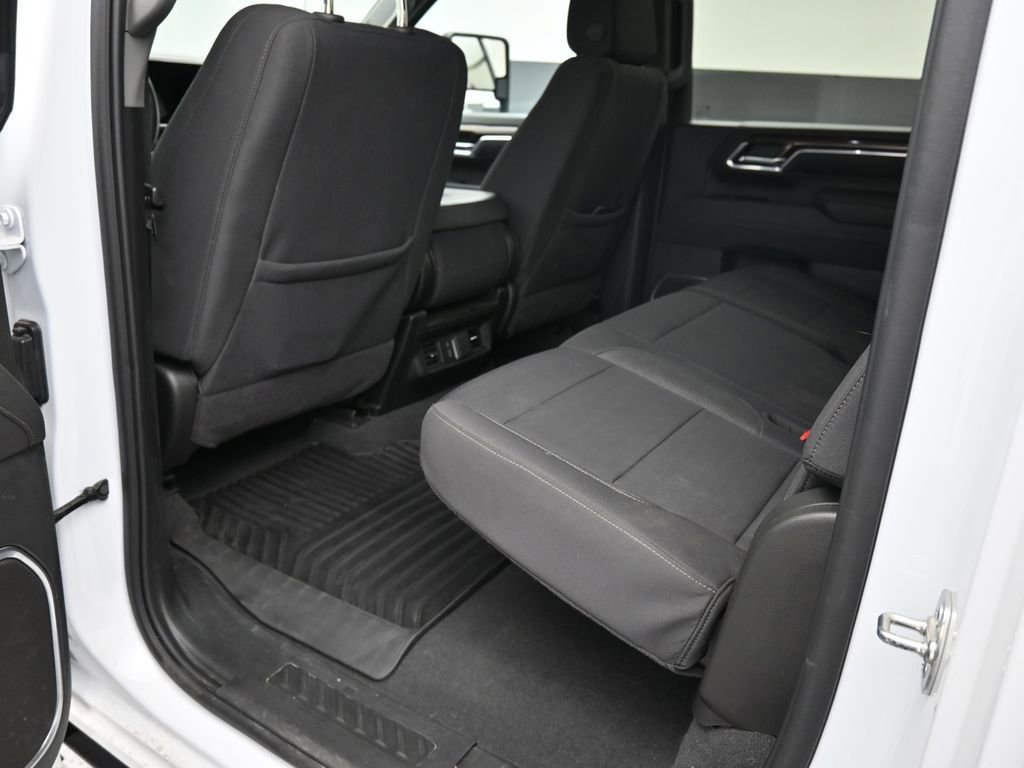 Used 2025 Chevrolet Silverado 2500 LT w/ Convenience Package image 40