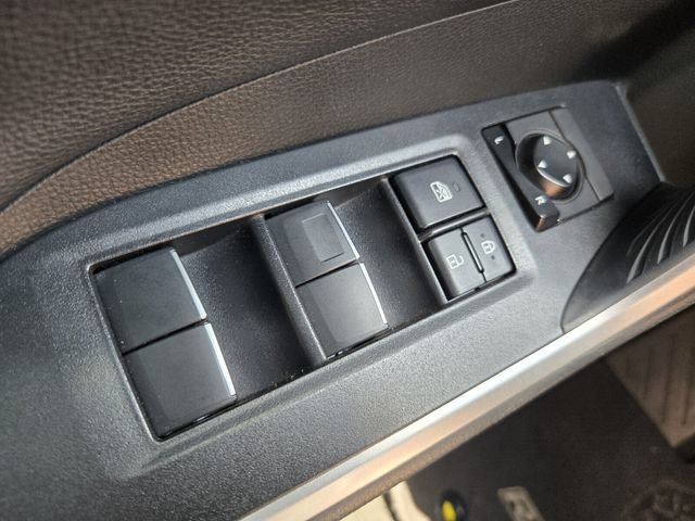 Used 2020 Toyota RAV4 Limited AWD/4WD image 34