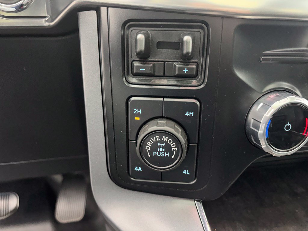 Certified 2023 Ford F150 Lariat w/ Max Trailer Tow Package AWD/4WD image 28